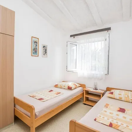 Mira Sabunike Near The Sandy - By Ta Leut Agency * Privlaka (Zadar)