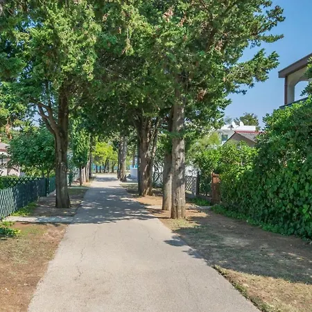 Mira Near The Sandy - By Ta Leut Agency Apartment Privlaka (Zadar)